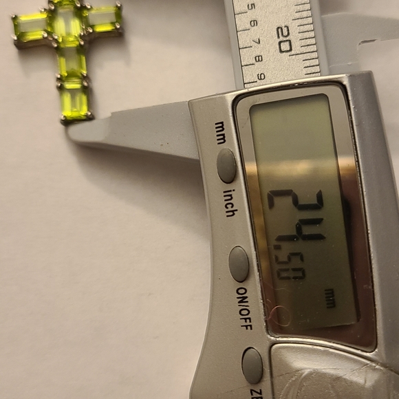 Silver Emerald Cut Peridot Cross Pendant with 18 inch Box Link Silver Chain - Picture 7 of 8